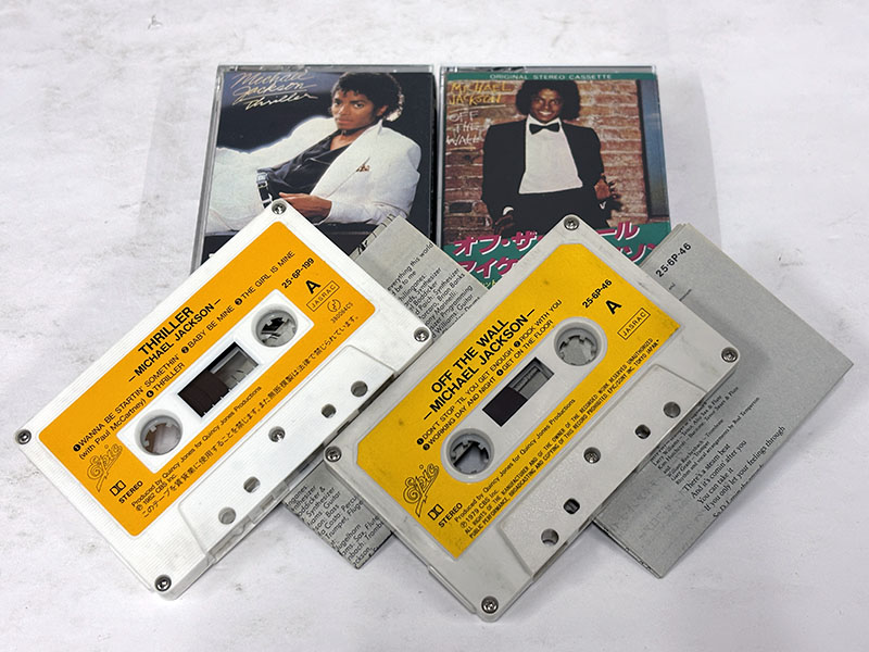 マイケル・ジャクソン スリラーとオフ・ザ・ウォールのカセットテープ 付属品
