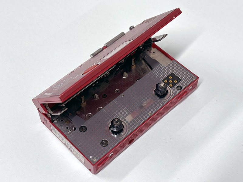 TOSHIBA Walky KT-AS15 ポータブルカセットプレーヤー 本体3