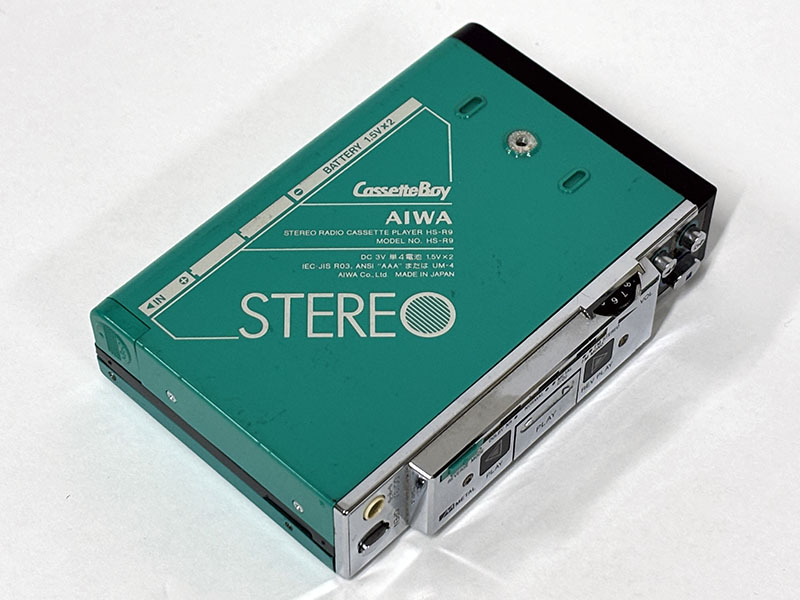AIWA CassetteBoy HS-R9 本体裏面