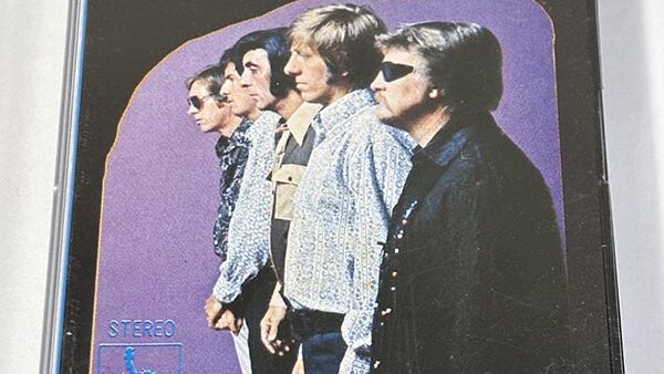 [カセットテープ:アルバム] ザ・ベンチャーズ THE VENTURES 黒いジャガーのテーマ を買い取りました