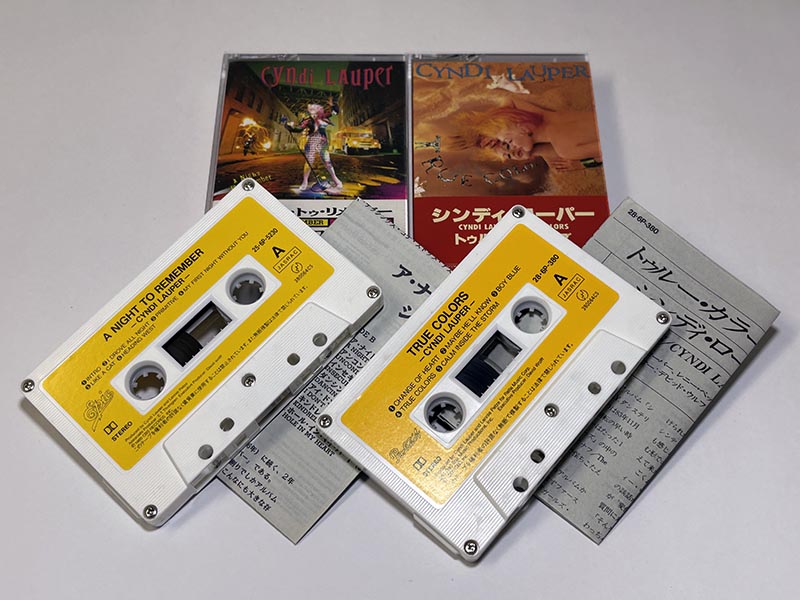 カセットテープ:アルバム シンディ・ローパー A Night To Remember True Colors 同梱物