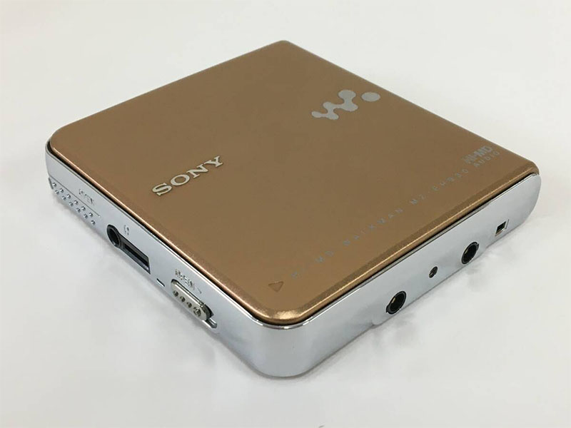 SONY MZ-EH930 Hi-MDウォークマン 箱付き ブラウン 本体アップ