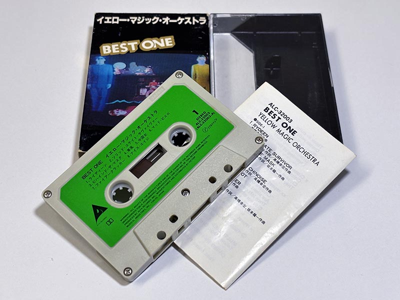 カセットテープ:ベストアルバム イエロー・マジック・オーケストラ YMO BEST ONE 同梱物