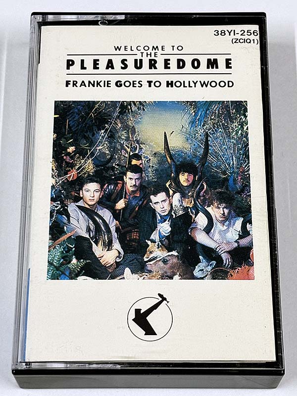 カセットテープ:アルバム フランキー・ゴーズ・トゥ・ハリウッド Frankie Goes to Hollywood プレジャー・ドーム パッケージ表
