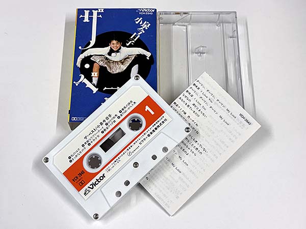カセットテープ:ベストアルバム 小泉今日子 ザ・ベスト THE BEST 同梱物