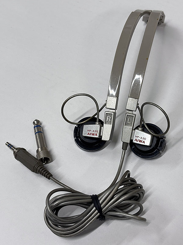 AIWA ヘッドホン HP-A30 全体