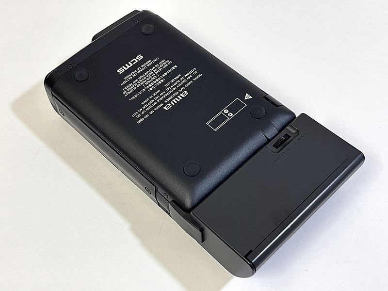 AIWA] HD-S200 ポータブルDATレコーダー 本体裏面