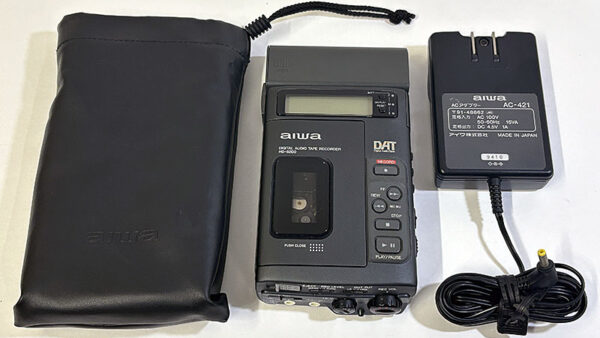 [AIWA] HD-S200 ポータブルDATレコーダー を買い取りました