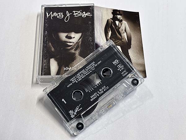カセットテープ:アルバム メアリー・J. ブライジ Mary J. Blige ホワッツ・ザ・411? What's The 411? 同梱物