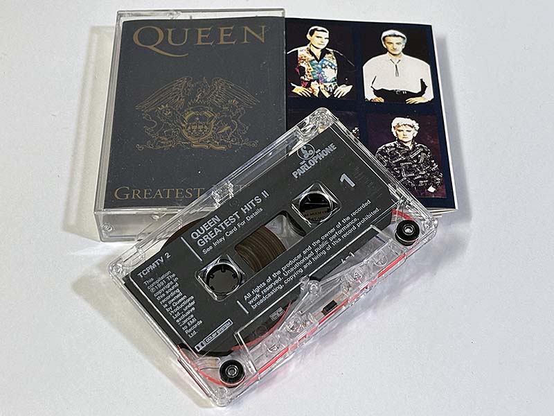 カセットテープ:コンピレーション クイーン QUEEN グレイテスト・ヒッツII Greatest Hits II 同梱物