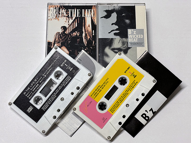 カセットテープ:EPアルバム B'z WICKED BEAT IN THE LIFE 2本組 同梱物