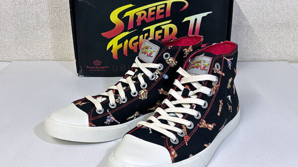 [ゲーム関連グッズ] UBIQ×CAPCOM コラボスニーカー ストリートファイターIIモデル 未使用品 を買い取りました