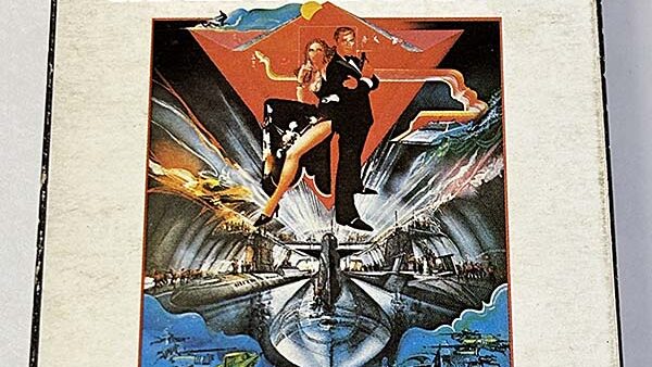 [カセットテープ:サウンドトラック] 007 / スーパー・パック シリーズ10作記念発売 SUPERPAK / ALL ABOUT 007 を買い取りました